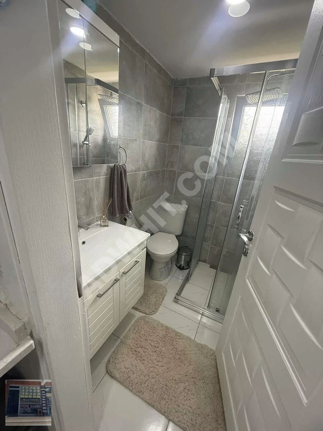 GÜLTEPE ANA CADDEDE YOKUŞSUZ BAKIMLI 1+1 DAİRE