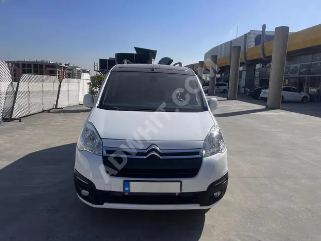 2017 16BlueHDİ 150000 KM CAM TAVAN BERLİNGO