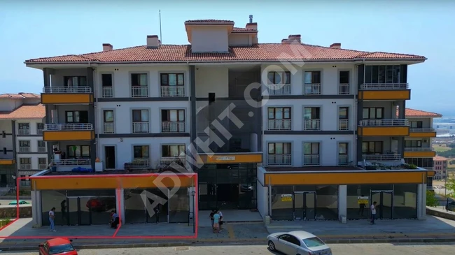 محل تجاري للبيع بمساحة 55 متر مربع + 20 متر مربع في İzmir Kemal paşa Toki