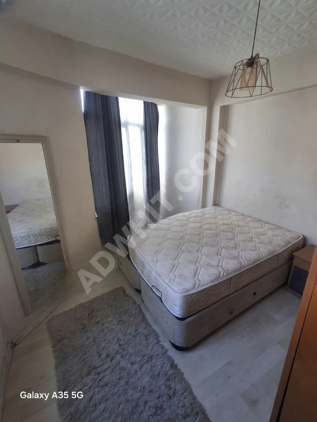 MERKEZİ KONUMDA KİRALIK 1+1 EŞYALI GENİŞ BALKONLU DAİRE