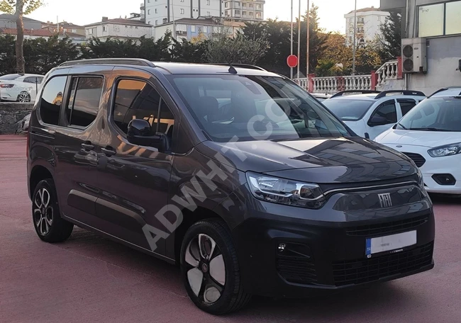 ميني فان FIAT DOBLO COMBİ موديل 2024 أوتوماتيك - إمكانية التمويل سقف زجاجي
