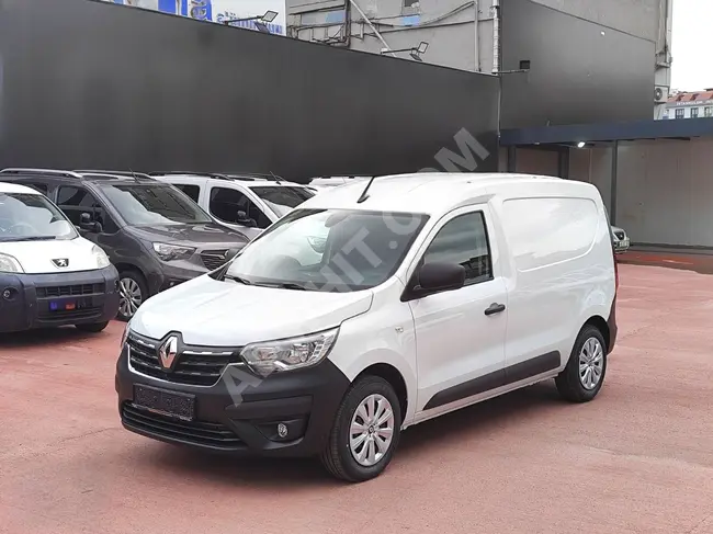Renault Express Van 1.5 DCI car - with 20% VAT on the total amount, credit available for the all-new car.