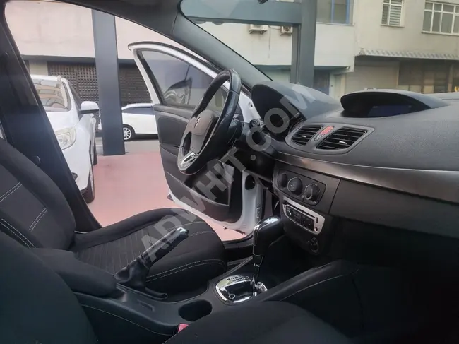 RENAULT FLUENCE TOUCH Diesel Automatic Model 2016
