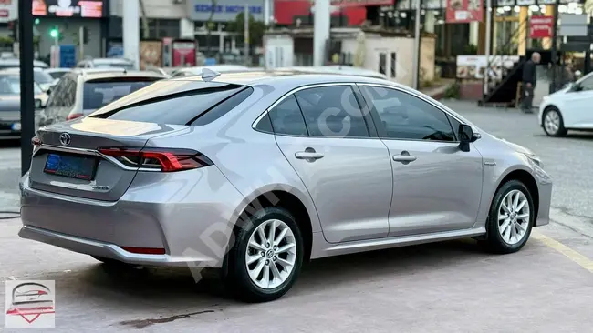 İLK ELDEN KAZASIZ 2021 90 BİNDE COROLLA HYBRİD OTOMATİK FUL+FULL