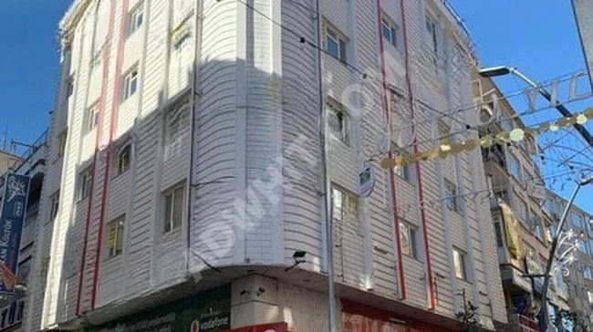مبنى كامل بمساحة 1225 متر مربع - مكون من 6 طوابق في ميدان ŞİRİNEVLER