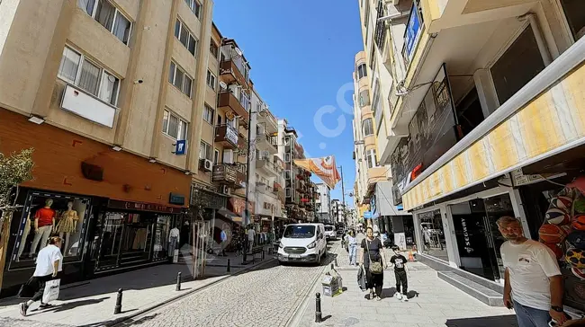 Apartment for rent 2+1 with closed kitchen in the center of ÇANAKKALE, in the market.