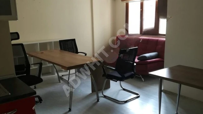 ŞİRİNEVLER METROYA 5 DK MESAFEDE 30 m2 OFİS - MUTFAĞI VARDIR
