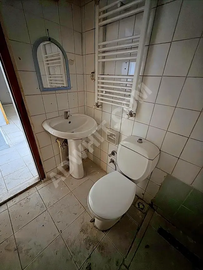 Apartment for rent 2+1 with closed kitchen in the center of ÇANAKKALE, in the market.