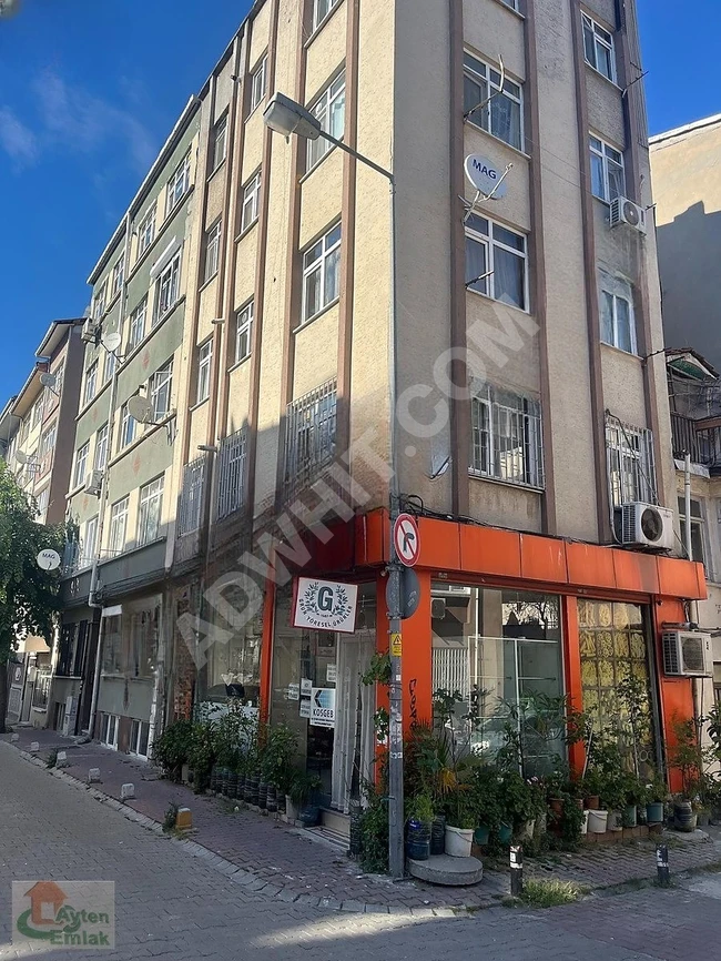 شقة للايجار مفروشة، الطابق الأول، 2+1، 55 متر مربع في Bakırköy Yenimahalle ، مقابل شارع Marmaray