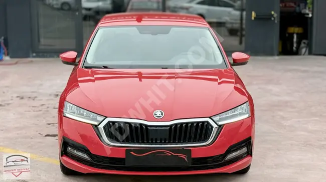 من المالك مباشرة بدون حوادث/بدون تبديل على عداد 118 ألف HYBRID، يوجد طلاءين محليين على قطعتين.