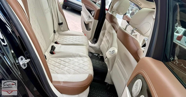 من المالك مباشرة موديل 2021، بمسافة 108 ألف، AMG Edition، باب خلفي كهربائي، 4 مقاعد تدفئة-تبريد