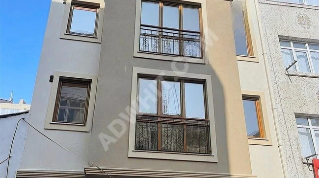 FATİH MERKEZDE KOMPLE SATILIK YENİ BİNA