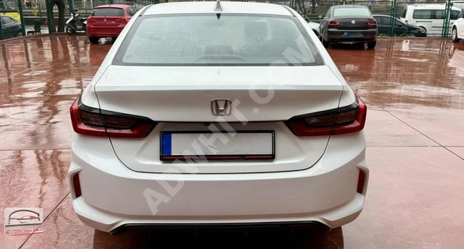 İLK ELDEN KAZASIZ/TRAMERSİZ 2022 85 BİNDE OTOMATİK HONDA CİTY