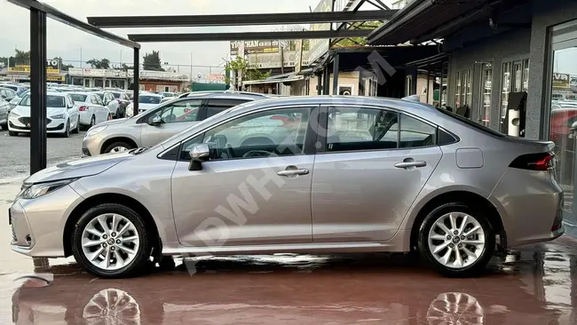 İLK ELDEN KAZASIZ/DEĞİŞENSİZ 2021 130 BİNDE COROLLA HYBRİD FULLL