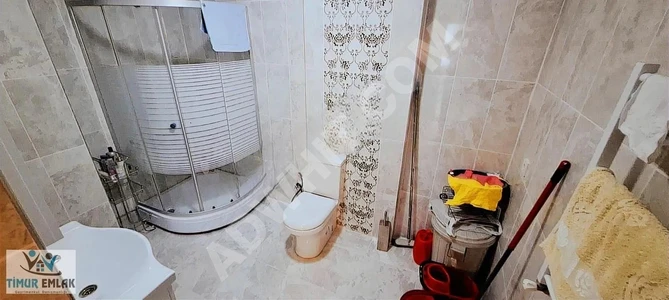 شقة واسعة 2+1 الطابق المتوسط بمبنى عمره 4 سنوات في مركز Avcılar
