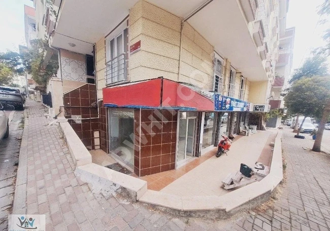 Avcılar Cihangirde Satılık 240 M² Kiracılı Dükkan