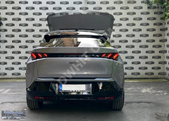 ORAS'DAN 2024 MODEL PEUGEOT E-3008 GT 6.001 KM'DE BOYASIZ