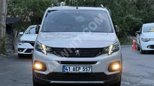 BAYRAMTEPE OTOMOTİV DEN 400 BİN PEŞİNATLA RİFTER CAM TAVAN