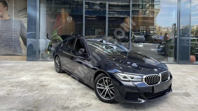 CARAY-2022 BMW 5.20i M SPORT-KARBON SİYAH-VAKUM-H.KARDON