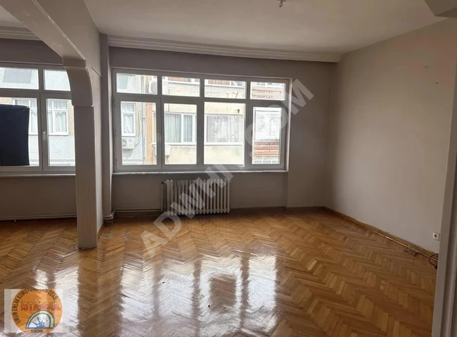 Cadde Üzeri Sahile Yakın Ara Kat Geniş 2+1 Kiralık Daire