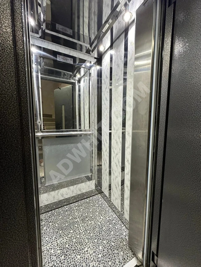 Spacious 3+1 apartment for sale in Bağcılar, Sancaktepe neighborhood in Bağcılar.