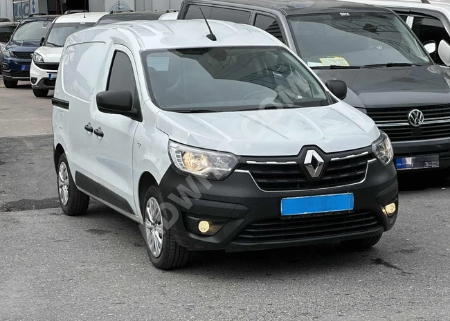 DİCLE'den 2023 EXPRESS VAN 38/BİNDE %20 KDV HATASIZ TAMAM KREDİ