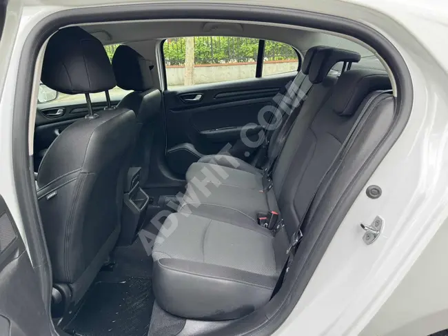 49_BİN_KM_HATASIZ_2022_MODEL_RENAULT_MEGANE_1.3TCE_JOY_140