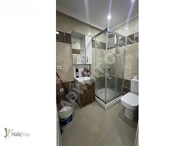 GÜRSELDE E-5 YAN YOLDA OTOPARKLI 2+1 KİRALIK DAİRE
