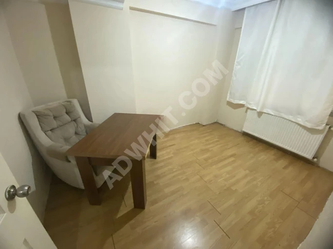 Erarslan Emlaktan Kiralık 1+1 Daire 15 Yıllık Binada 70m2 Yüksek Giriş Cadde Yanı