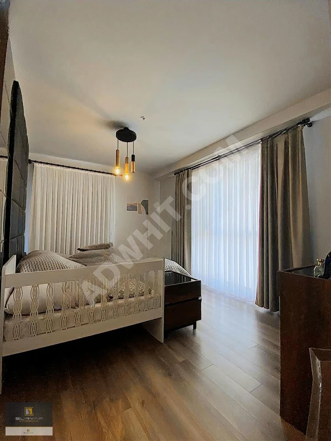 شقة للبيع 3+1 بإطلالة على البحر في Büyükçekmece Cumhuriyet Avenue