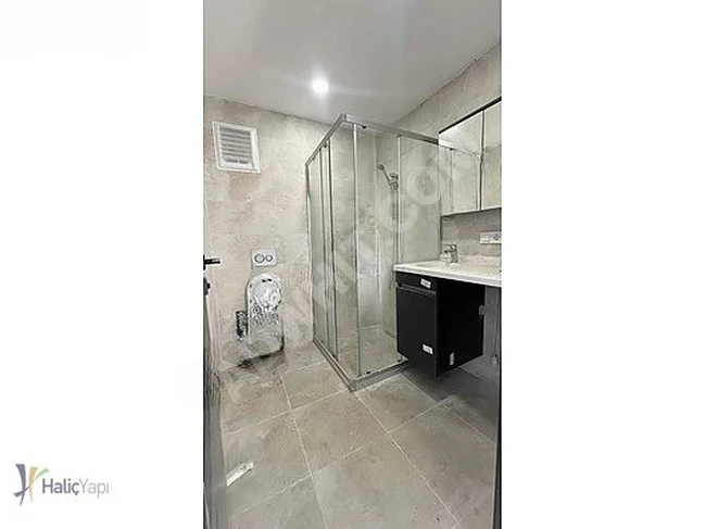Metrobüse Yakın Via E-5 Residence Kiralık 1+1 Daire