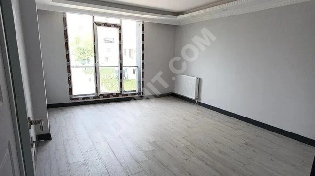 شقة للبيع بمساحة 107 متر مربع (2+1)، الطابق الأول في Arnavutköy حي Taşoluk