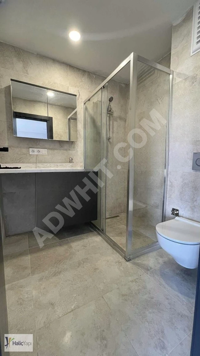 شقة 2+1 طابق مرتفع مع إطلالة على المدينة في Via E-5 Residence