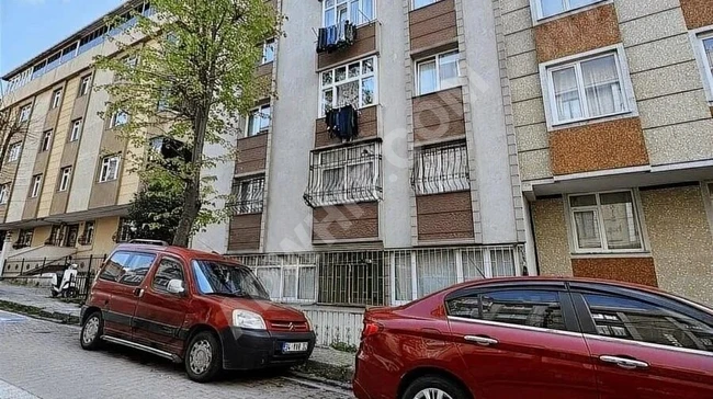 Ozan'dan M.k.paşa Mahallesinde Caddeye Yakın 2+1 Bahçe Katı