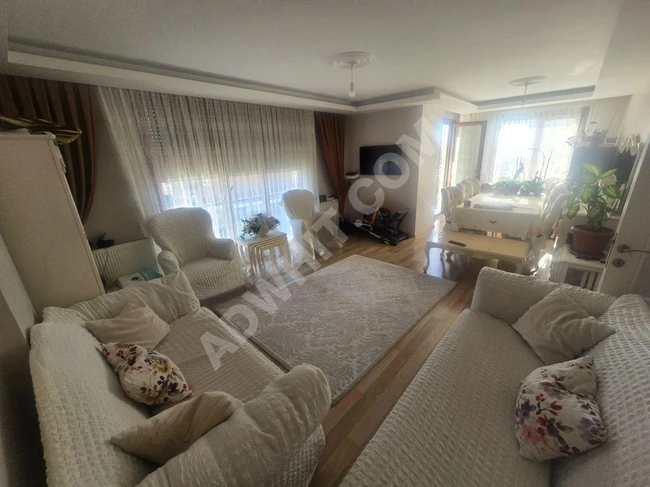 Deluxe 26 ' Dan Yeni Binada Asansörlü Balkonlu Geniş Köşe Daire