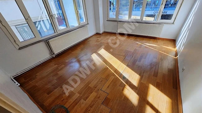 Deluxe 26 ' Dan Nev Çarşı Karşısı Köşe Ferah 2+1 70 M2 Boş Daire