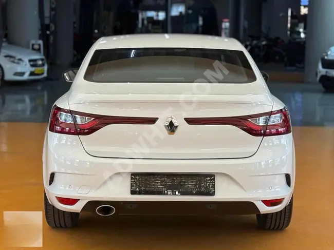 DİCLE OTO'dan 2020 MEGANE TOUCH 1.59 İLE TAMAMINA KREDİ+TAKAS