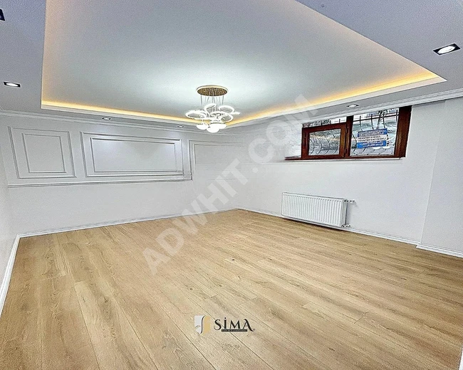 2+1 apartment, ground floor with a garden, close to the street and the Metrobus.
