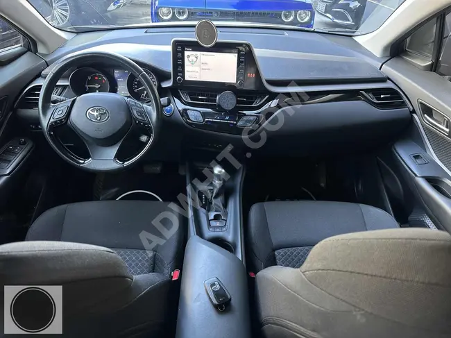 2021 TOYOTA C-HR 1.8 HYBRID FLAME+GERİ GÖRÜŞ+ŞERİT TAKİP FUL