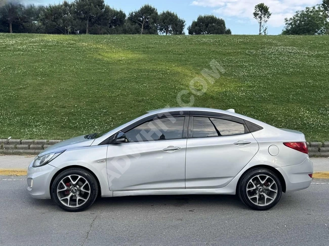 AUTO EFE'DEN 175.000 PEŞİN İLE EXTRALI ACCENT BLUE ÇIKMA