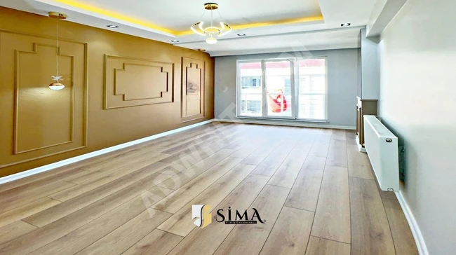 2+1 apartment, middle floor, close to the Metrobus and in a new building with no additional expenses.