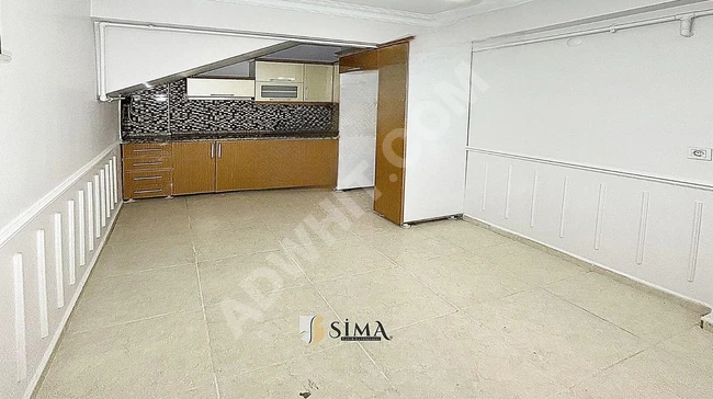 2+1 apartment, ground floor with a garden, close to the street and the Metrobus.