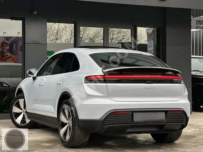 BAYİ 2024 PORSCHE MACAN4 SPORT CHRONO+BOSE+YOLCU EKRAN+CAM TAVAN