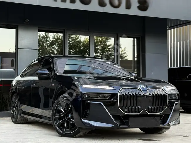 BAYİ 2024 BMW i7 xDrive60 M EXCELLENCE+SHADOW+THEATRE EKRAN+AKS