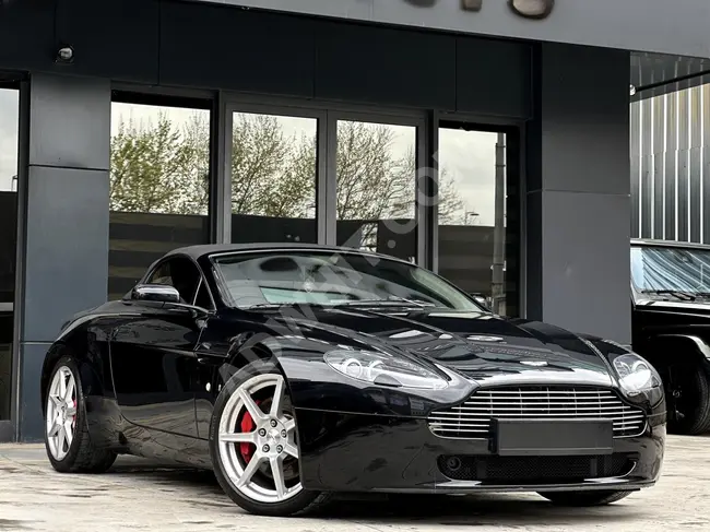 HATASIZ BAYİ 2009 ASTON MARTİN VANTAGE V8 SPORTSHIFT ROADSTER FL