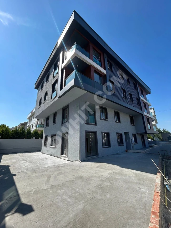 Beylıkdüzü Kavaklıda Sıfır Daire 3+1 Gırış Kat Bahce Kullanımlı