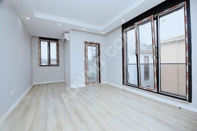 Brand new duplex, 2+2, with a closed garage, near METROPORT Mall.
