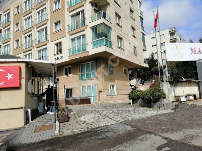 PENDİK METROYA YAKIN SİTE İÇİ 2+1 GENİŞ KULLANIŞLI SATILIK DAİRE