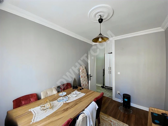 SİLAHTARAĞA'DA OTOPARKLI SİTE İÇİNDE LÜKS 2+1 ARAKAT DAİRE