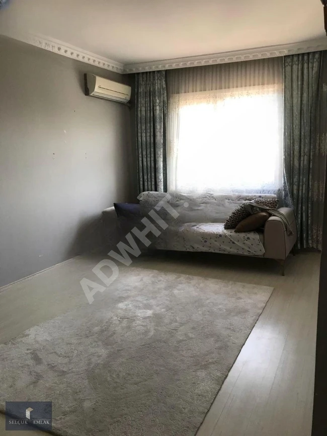 SELÇUK EMLÂK TAN MERKEZİ KONUMDA KİRALIK EŞYALI DAİRE.